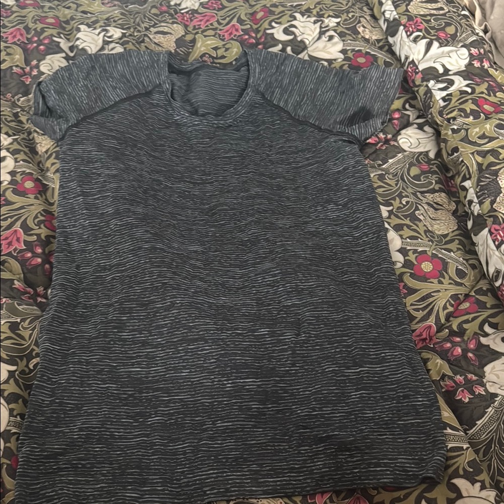 Lululemon gray swiftly tech